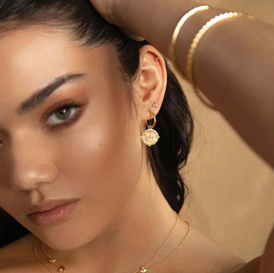 Jewellery MURKANI | Small Hoop Earrings Into The Light - Gold