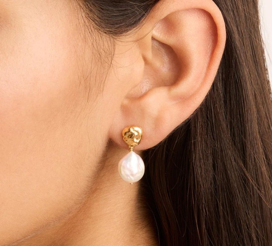 Jewellery BY CHARLOTTE | Endless Grace Pearl Drop Earrings - Gold